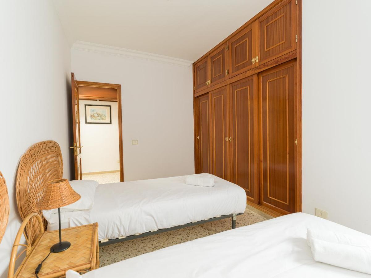 Huge Balcony Over Las Canteras By Canariasgetaway Las Palmas de Gran Canaria Exterior photo